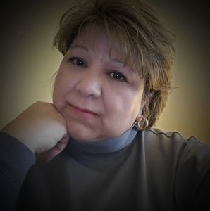 Meet your Posher, Debbie